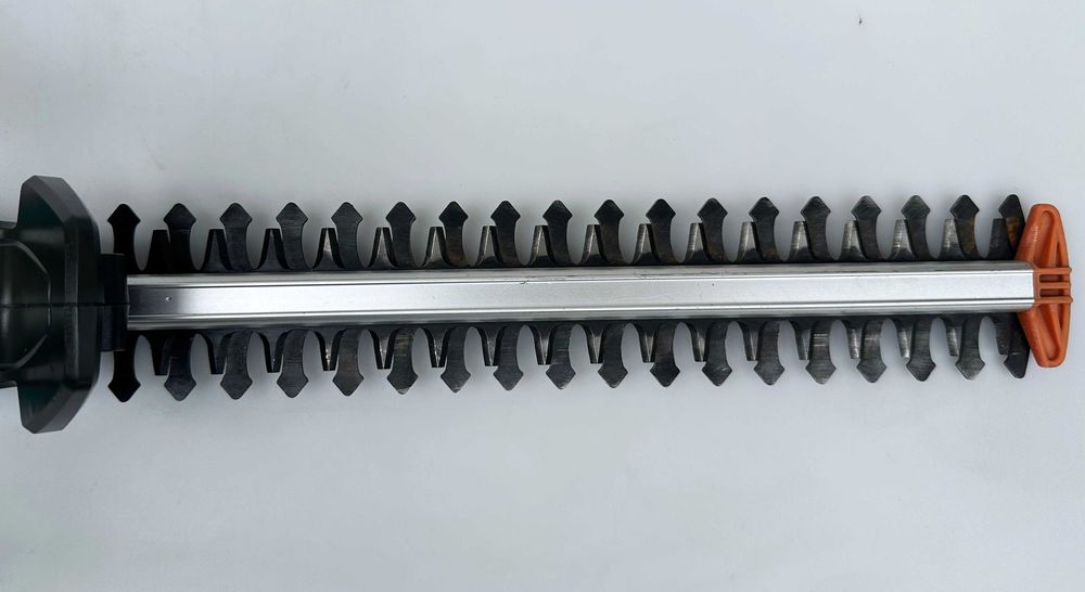 GARDENA ComfortCut - Акумулаторен храсторез