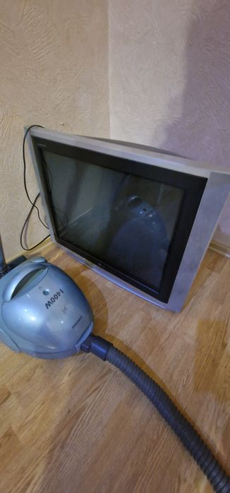 Продам два телевизора