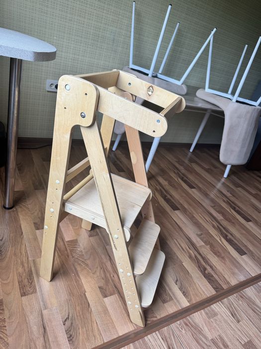 Продается детская башня помощница