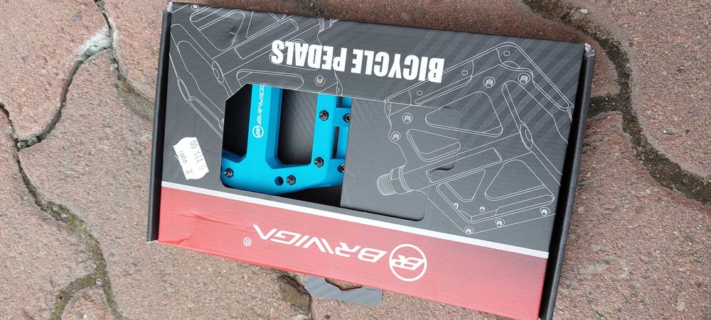 Pedale policarbonat pe rulmenti cu cui schimbabile  EastPower