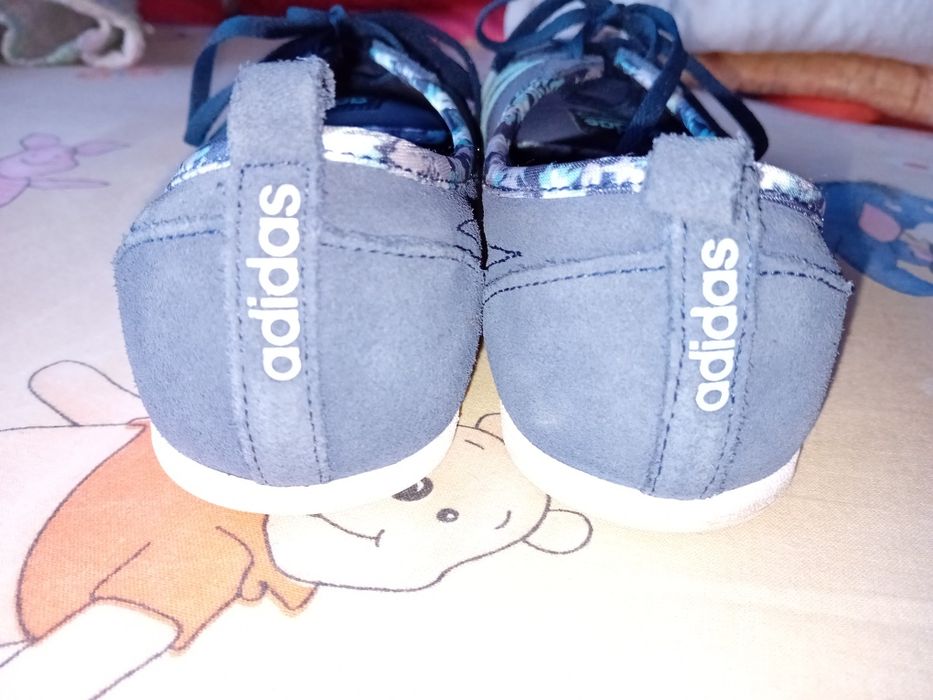 Дамски пантофки "Adidas", нови