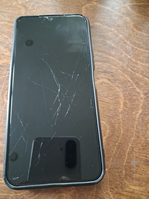 Продаю телефон vivo Y22