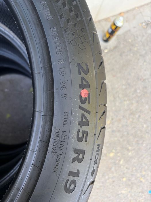 Continental 245/45R19