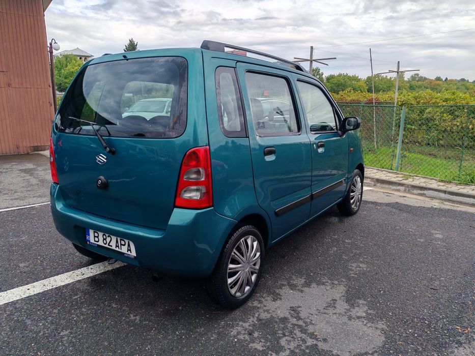 Vând Suzuki Wagon