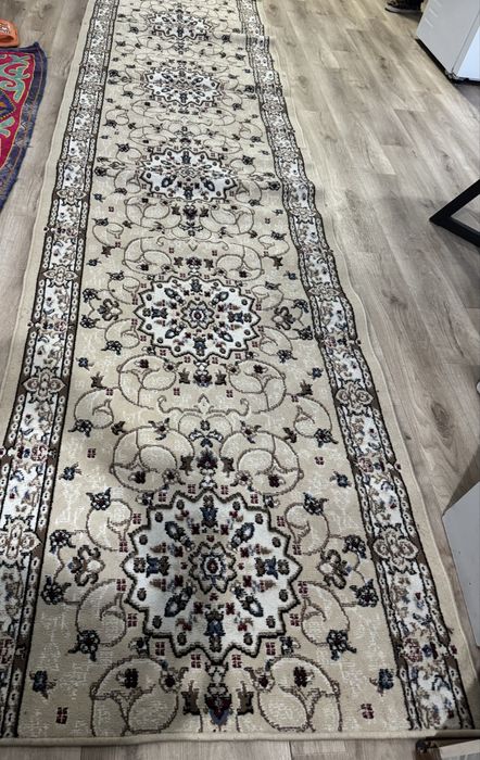 ковровая дорожка.