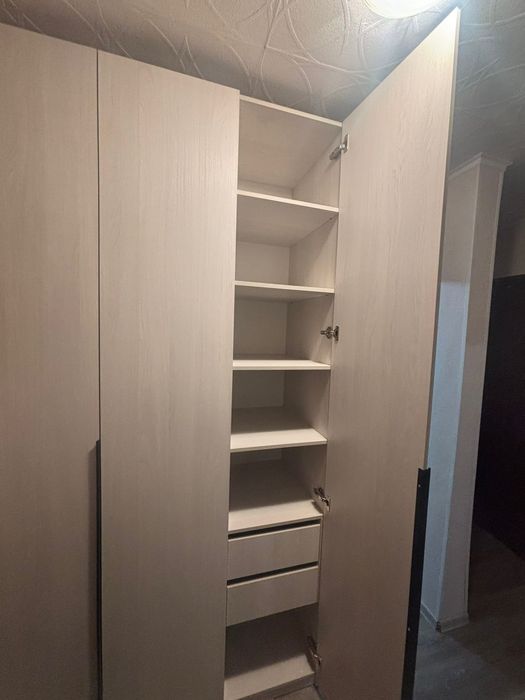 Шкаф прихожая новый