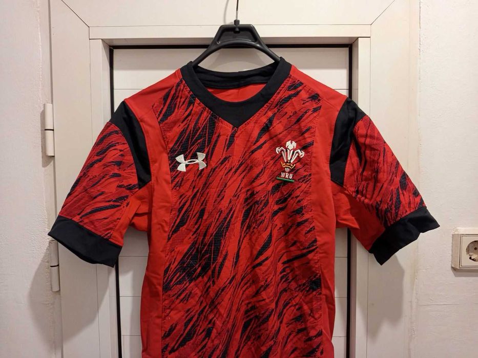 Оригинална ръгби фланелка на Уелс - under armour