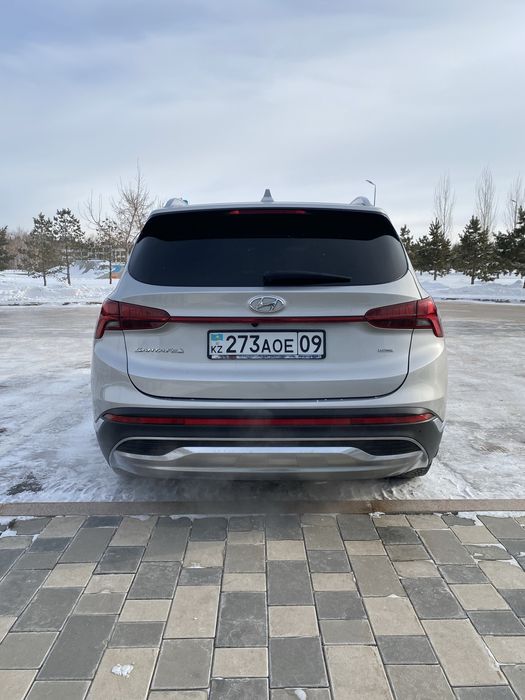 Hyundai Santa Fe 2022 г.