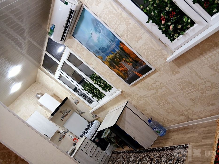 Chilonzor 19 kv 2 xona razdelniy qilingan fayzli uy