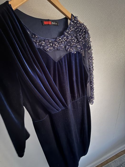 Платье синее велюровое 48-50