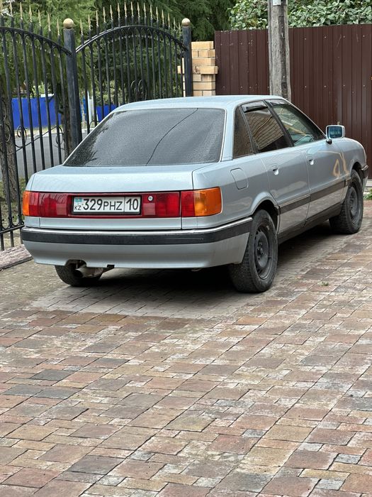 Продам ауди 80