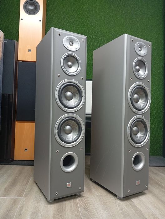 Тонколони JBL Northridge E-80 Silver