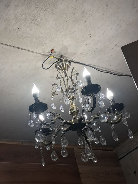 Люстра ,класика под бронзу