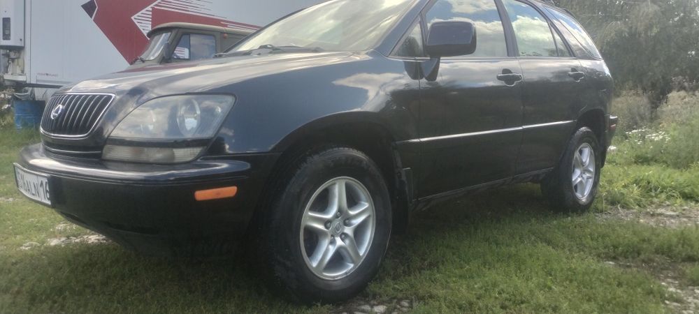 Продам Лексус рх300