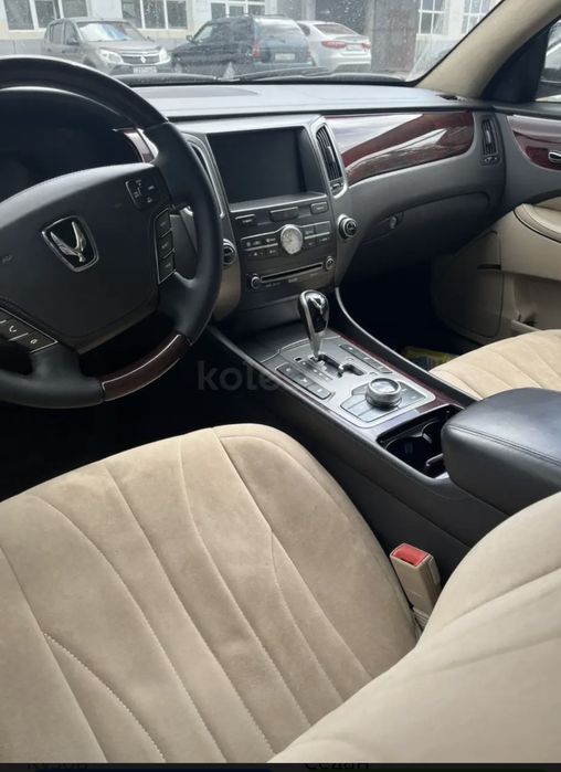 Продам машину Hyndai Equus 2012 г