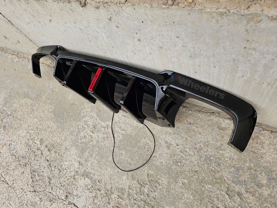 Диффузор в задний бампер BMW F10 M Performance