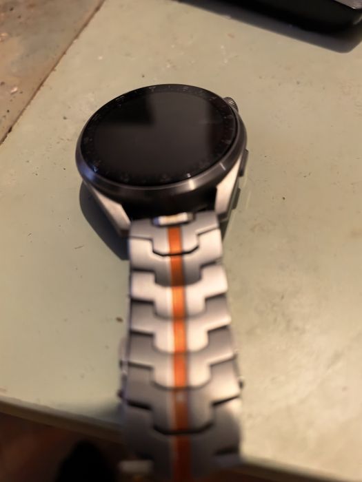 Vând Huawei watch 3 pro