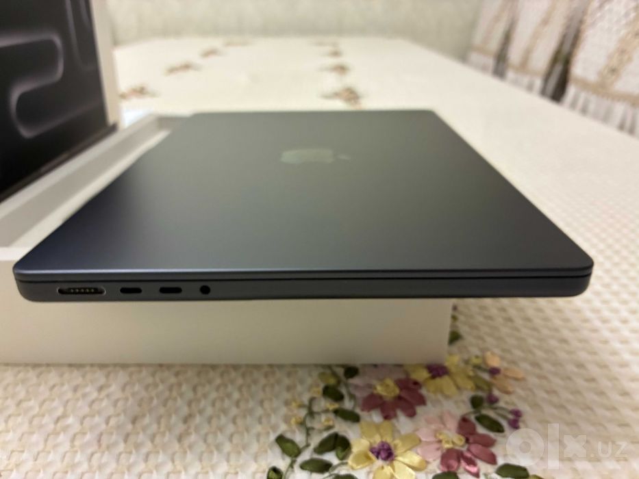 MacBook Pro 14 dyuym, M3 Pro, 18/512