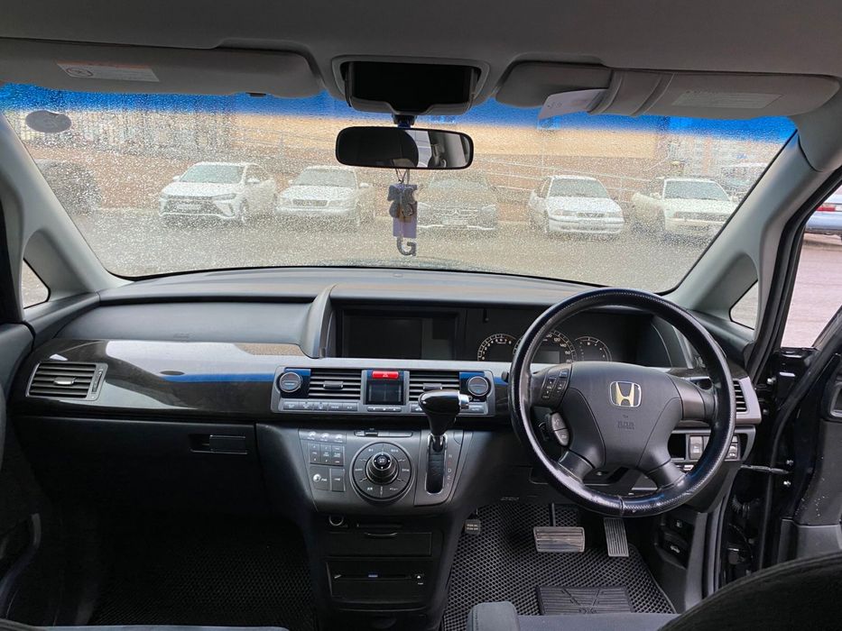 Продам машину хонда илюзион