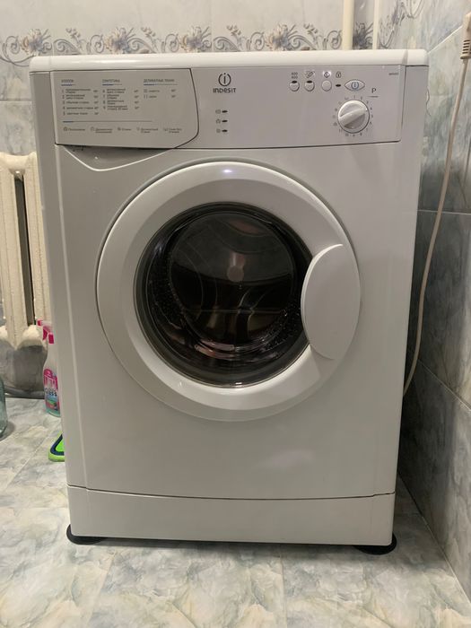 Стиральная машина Indesit