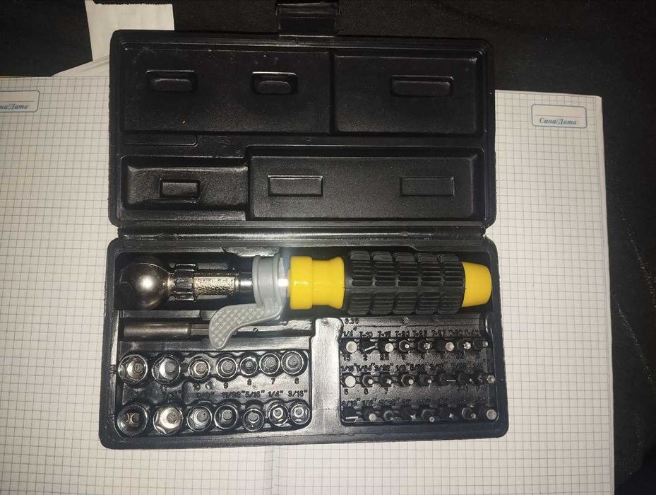 набор инструментов насадки и головки