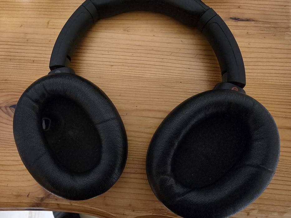 Слушалки Sony WH-1000XM4