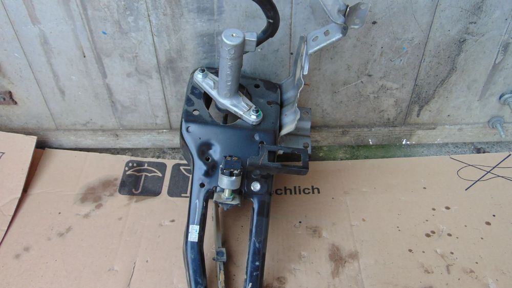 pedala ambreiaj Isuzu N35 NPR NLR NKR NQR dezmembrez