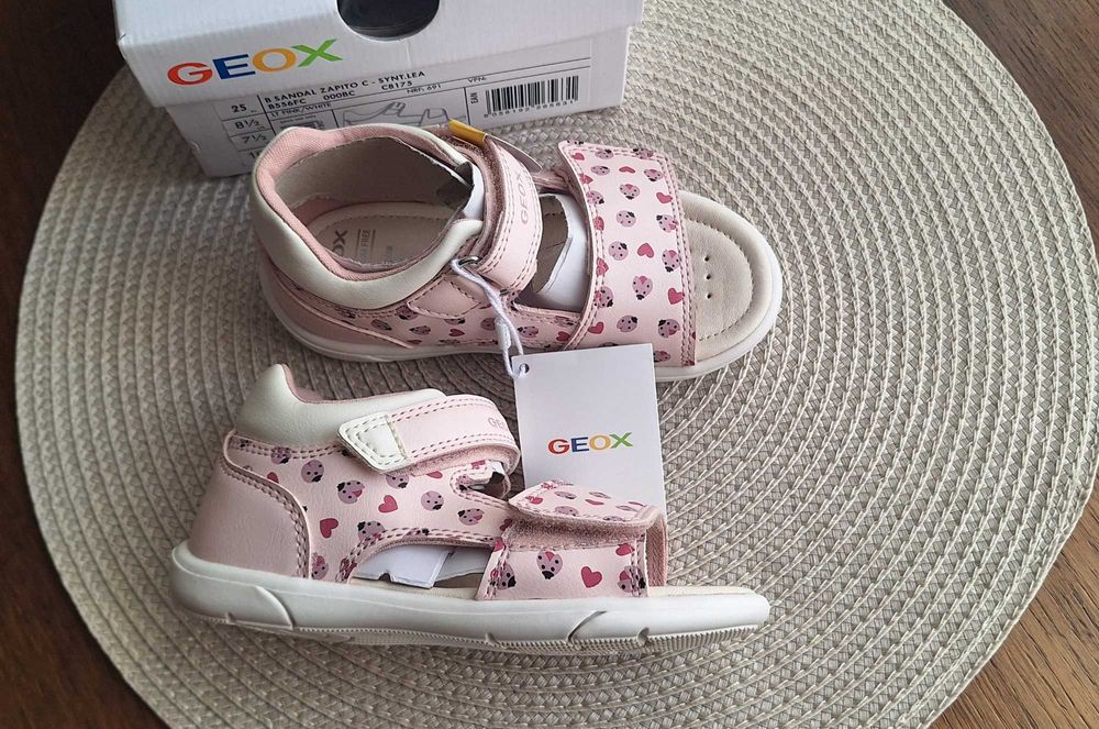 Сандали - чисто нови - Biomecanics и Geox, н. 25