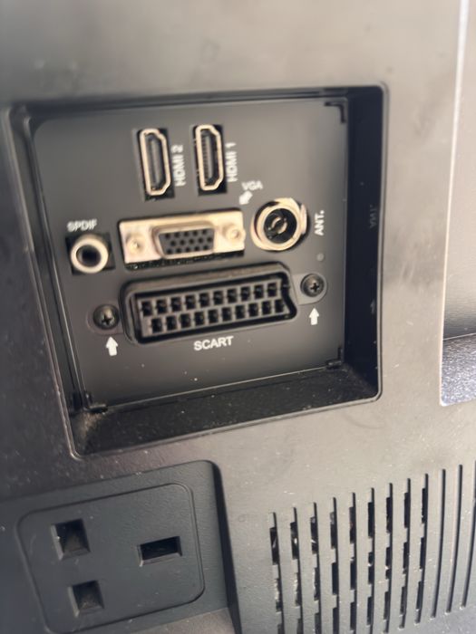 Телевизор Toshiba 32W1433DG+Philips подарьк