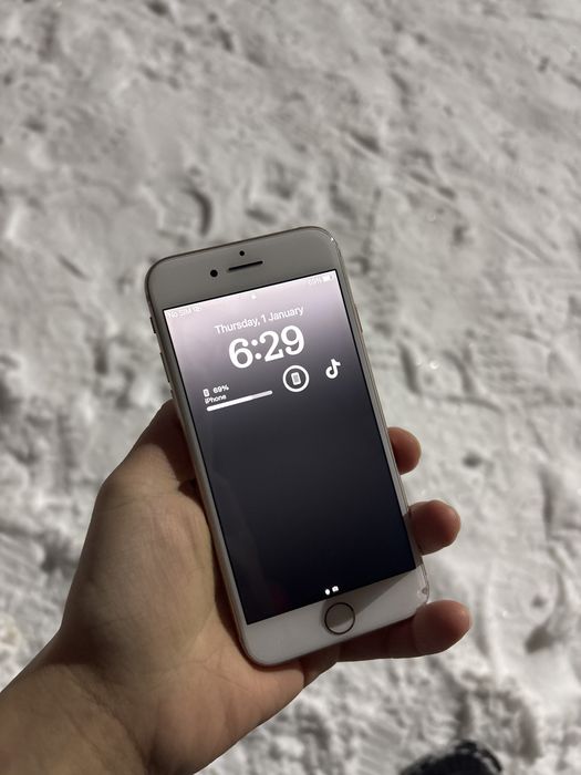 айфон 8 64 гб 100% акб