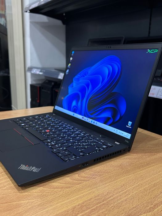 Лаптоп Lenovo Т14s 8-ядрен Ryzen/32 RAM/512 SSD, 3 м. гар.