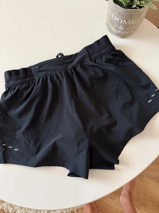Дамски къси панталонки Nike