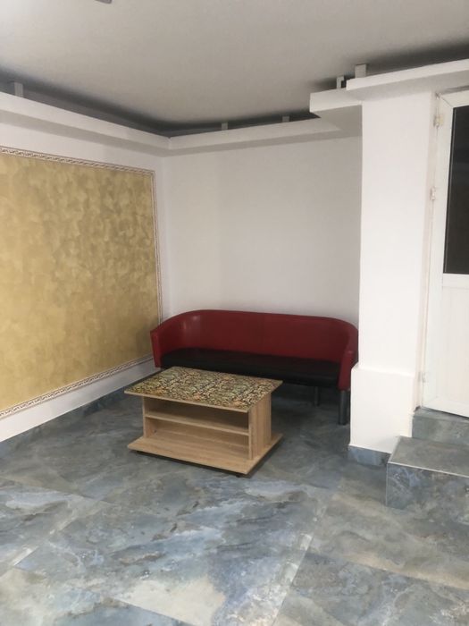 Inchiriez spatiu  comercial