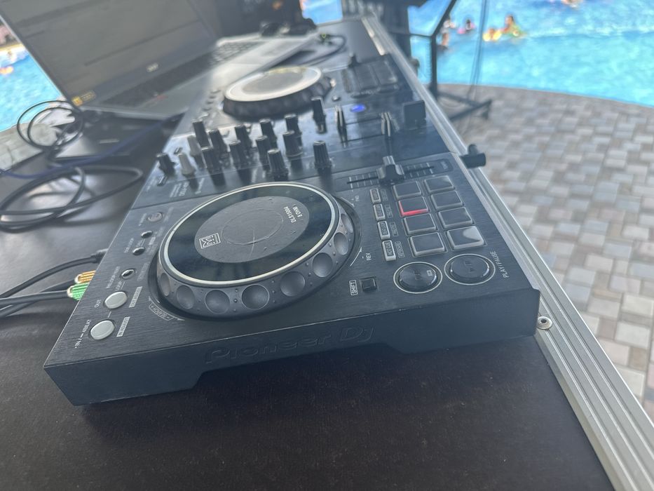Продам срочно контроллер ddj 400