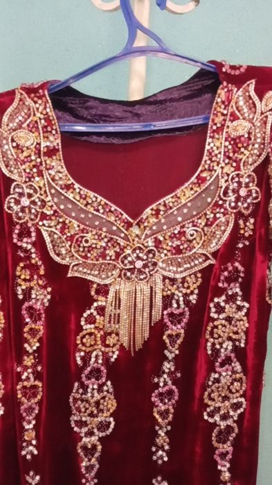 Куйлак иштон сотилади сасиаянниси жуда зур.