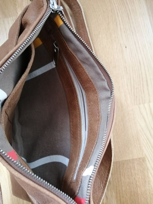 Дамска чанта естествена кожа