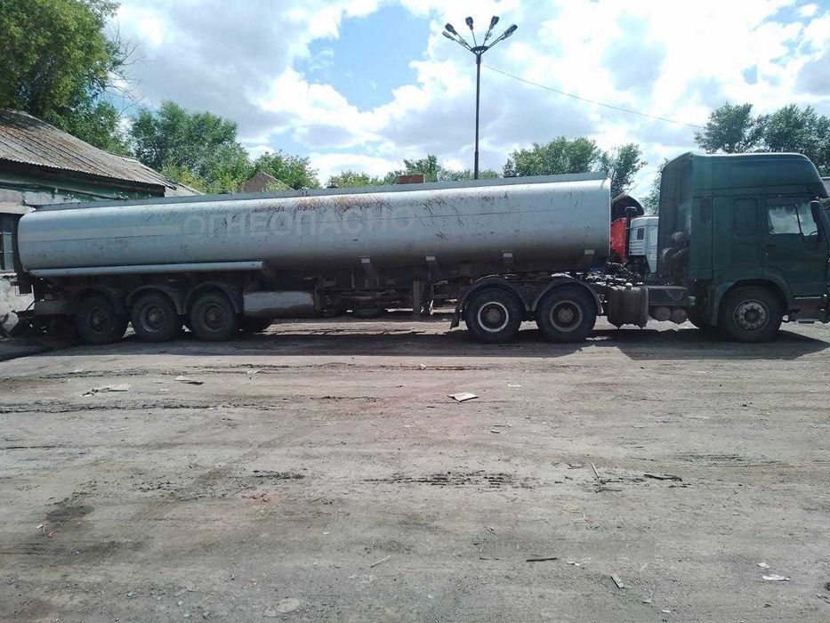 Продам прицеп-бочку и Хитачи 330