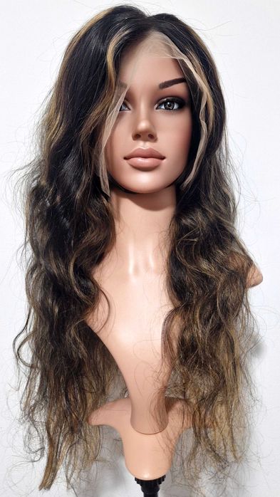 Естествена черна чуплива перука с руси кичури 75 см - Lace Front 13x6