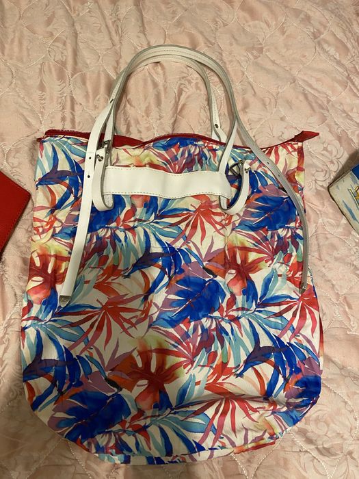 Продаеться  кожанная итальянкая сумка