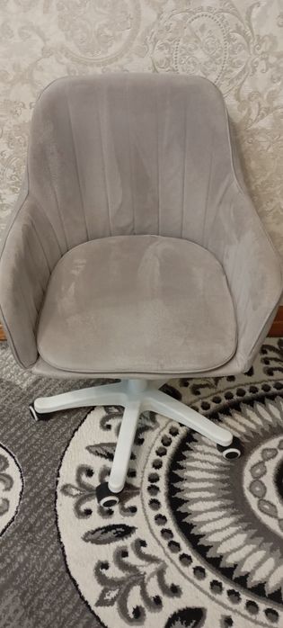 Кресло велюр мягкое.