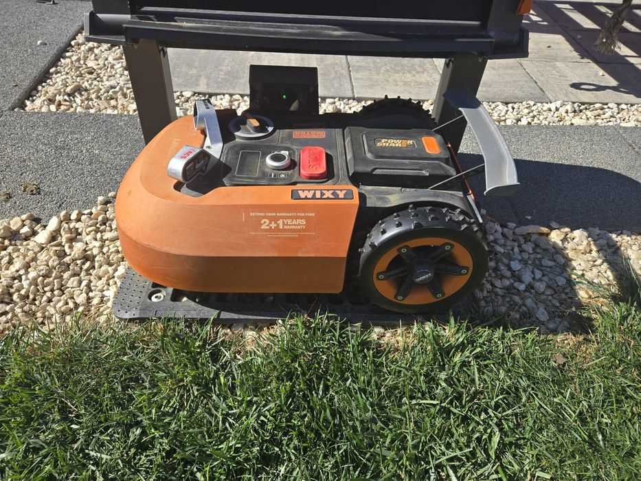 Robot gazon WORX Landroid M500 Plus WR165E + ACS + Off-Limits + roți WA0952