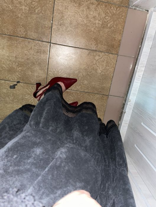 Yangi ayollar tuflisi, 39-razmer, bardoviy rangli, kelishtirib beraman