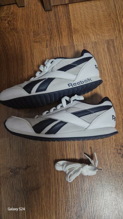 Adidasi Reebok in stare  perfecta