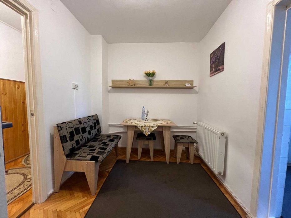 Proprietar inchiriez apartament 2 camere