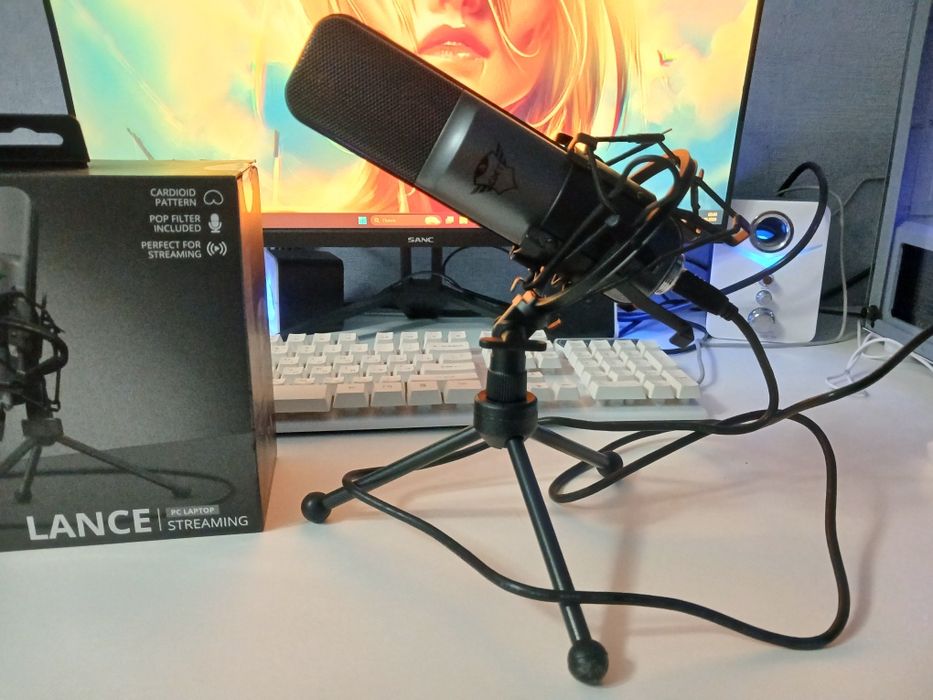 Микрофон для стриминга ,Trust ght 242 lance , USB,  , Б/у