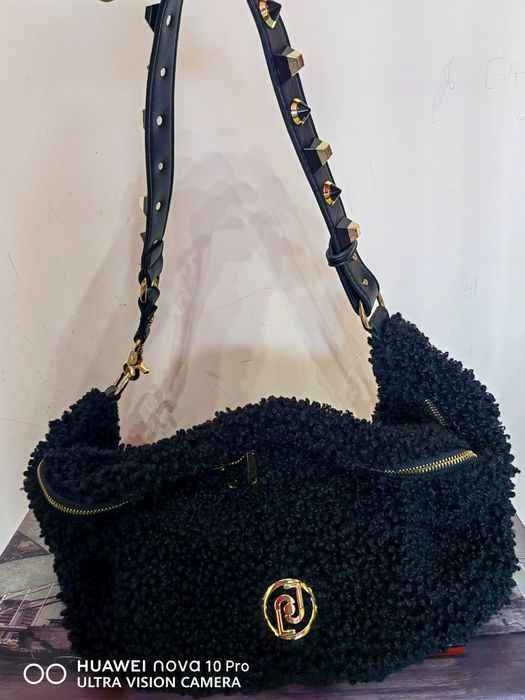 Късо палто и чанта Liu Jo