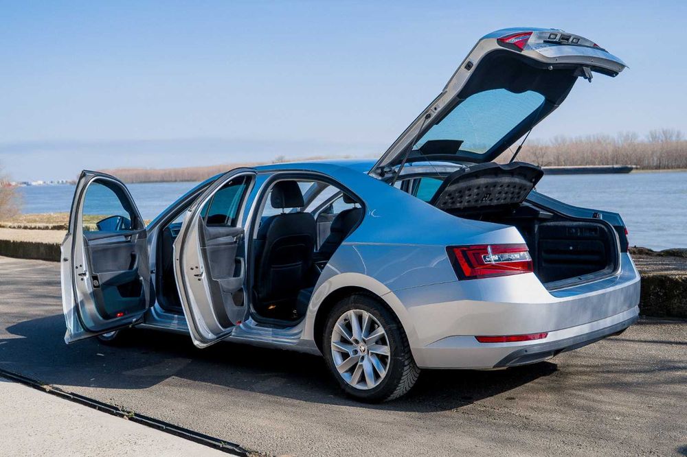 SKODA Superb 2018 — imagine 2