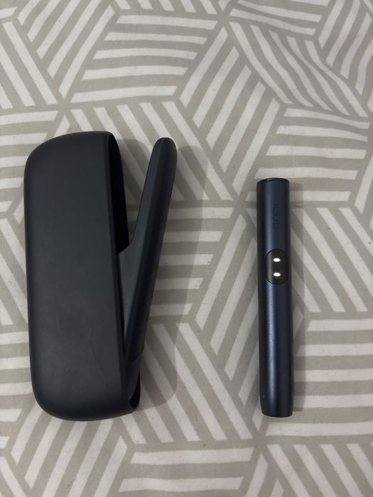 Iqos midnight blue cu pauza