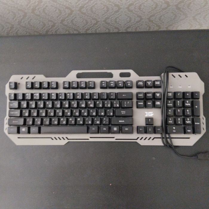 Рабочая игровая клавиатура