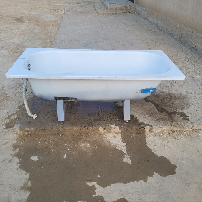 Ванна продаётся размер 150/70